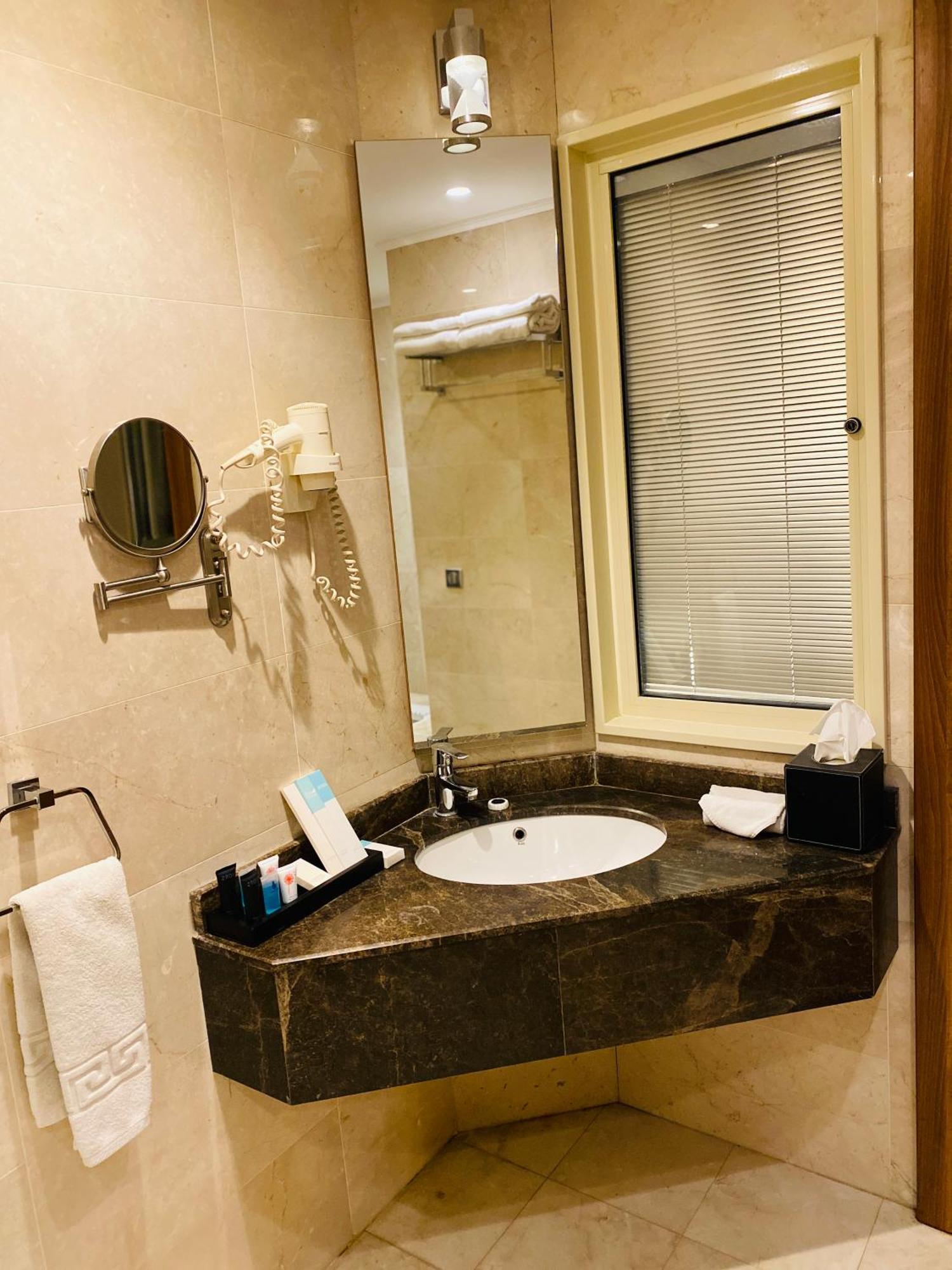 Karbala Rayhaan Hotel & Suites Eksteriør billede